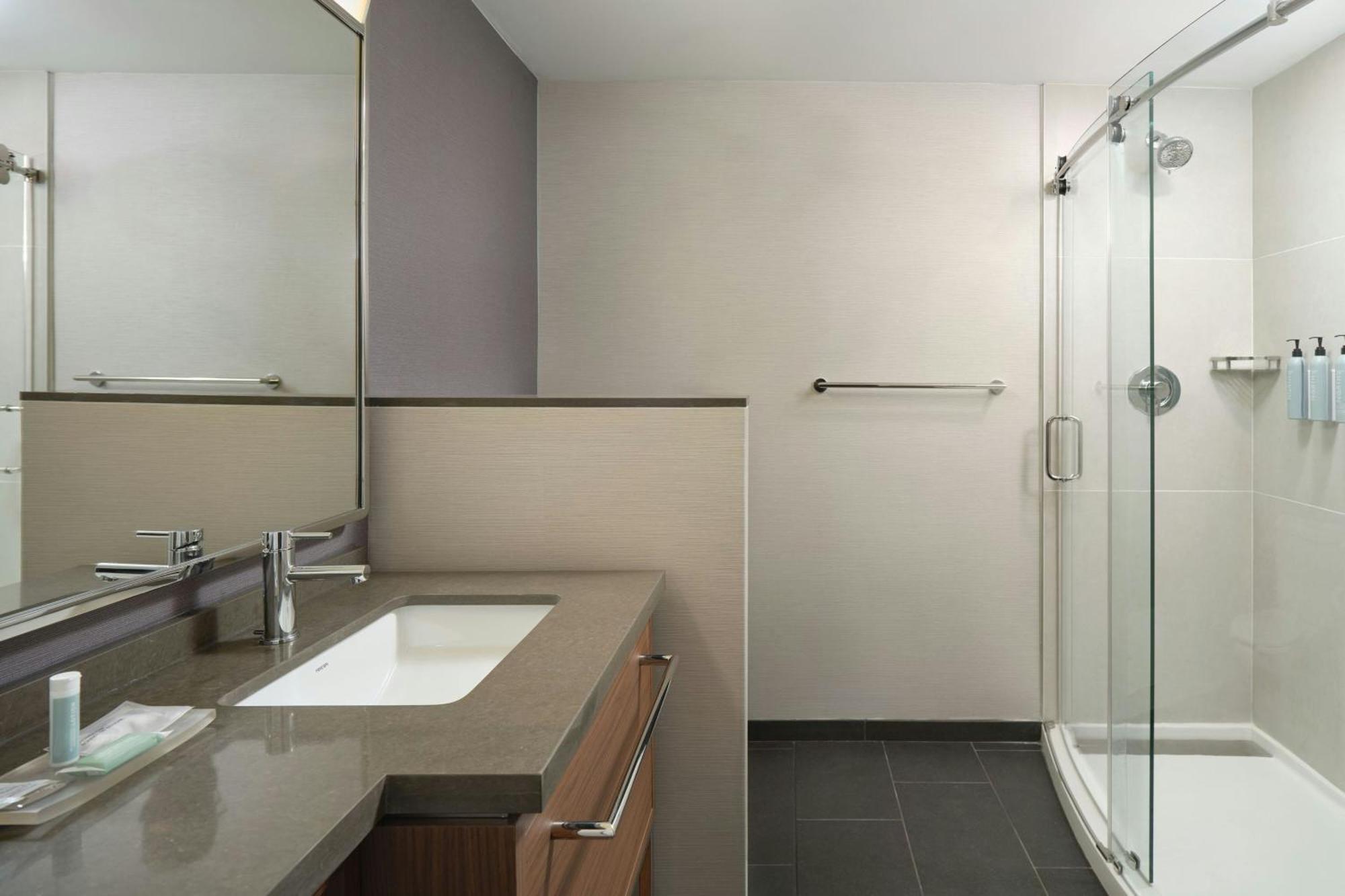 מלון Courtyard By Marriott סאראטוגה ספרינגס מראה חיצוני תמונה